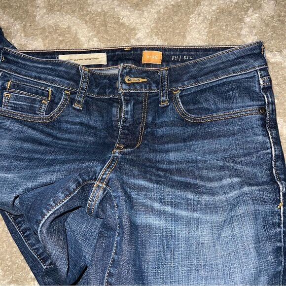 Women's Blue Jeans - Picture 2 of 9